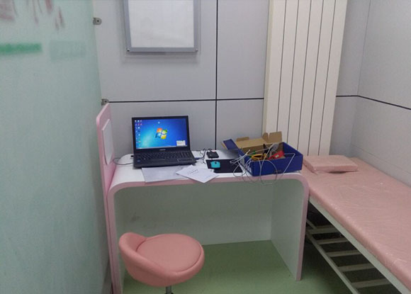 �dƽ���˴�����{(di��o)�н���һ�w�C